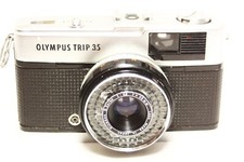 Olympus Trip 35 Point  Shoot Camera 40mm f/2.8 From Japan A101835