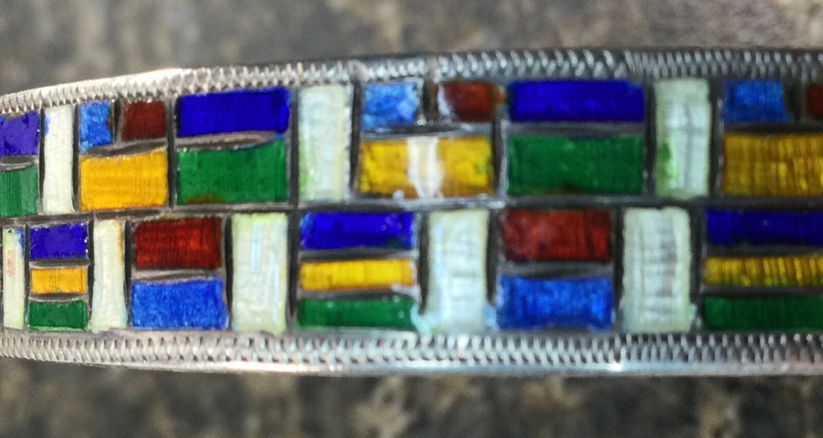 VINTAGE - SIAM - STERLING MULTI COLOR ENAMEL HINGE BRACELET (S474