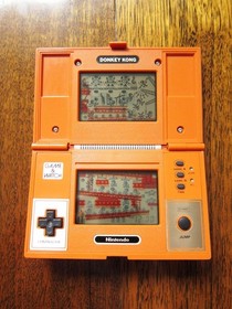 NINTENDO Donkey Kong Game and Watch in Excellent Condition (DK-52) 1982