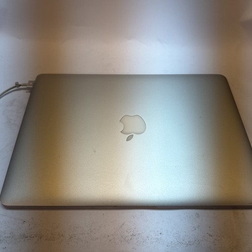 Early 2015 MacBook Air 13-inch i5/4GB/128GB A1466 - Afbeelding 5 van 12