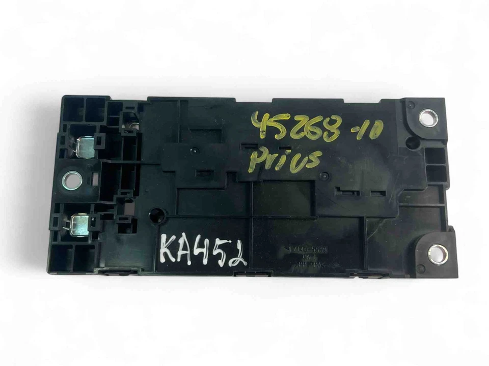 TOYOTA PRIUS W3 Fuse Box Module G92Z1-47020 2013 30335285 - Image 2 of 4