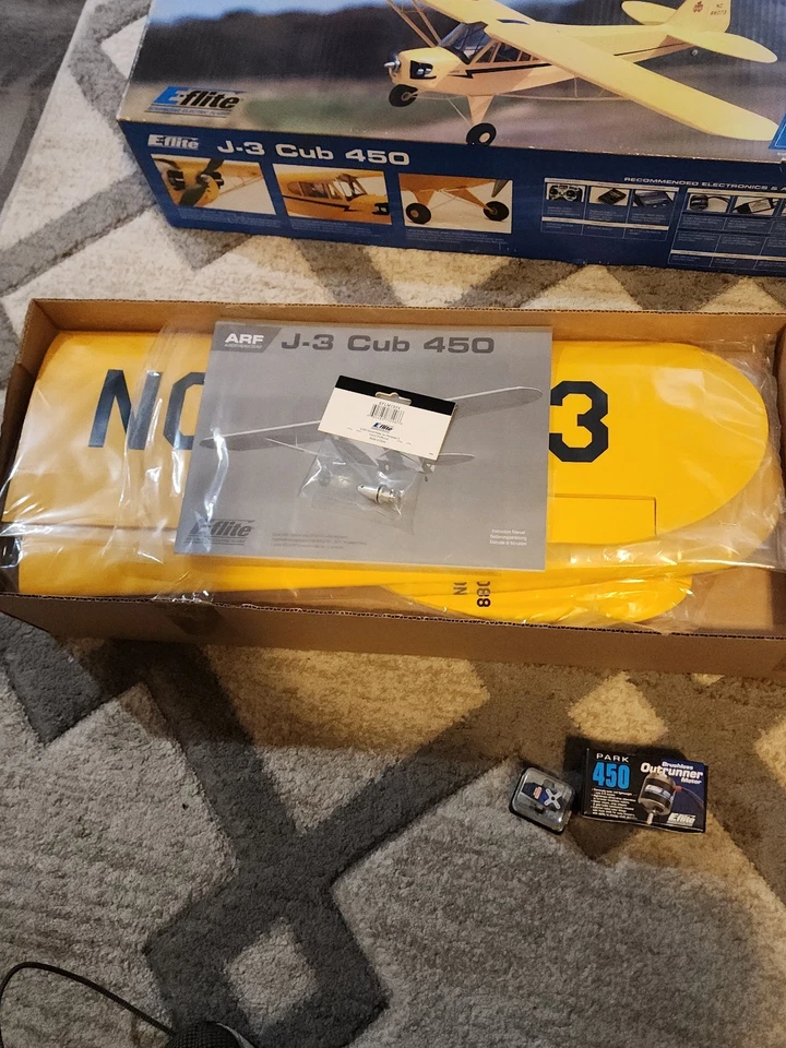 Brand New RC Plane - E-Flite J-3 Cub 450 RC Airplane With Extras Motor Included - Image 3 of 4