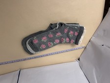 3 pairs open box gray and flower med-large womens socks