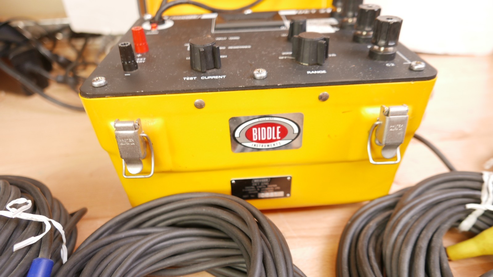 Biddle Megger DET 2/110 - Digital Earth (Ground) Tester w cable & carrying bag