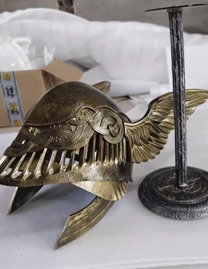 Valkyria Malenia 1:1 Cosplay Gold Helmet High-end Replica FRP Mask Wearable Prop - Image 3 of 4