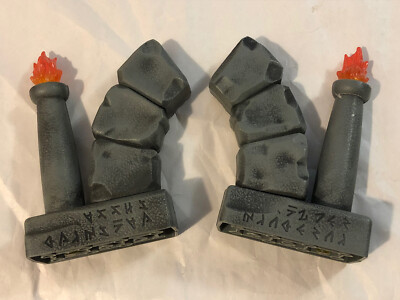 2pc LOT Mega Bloks Fire & Ice Krystal Wars Castle Stone Arck w/ Fire Torch