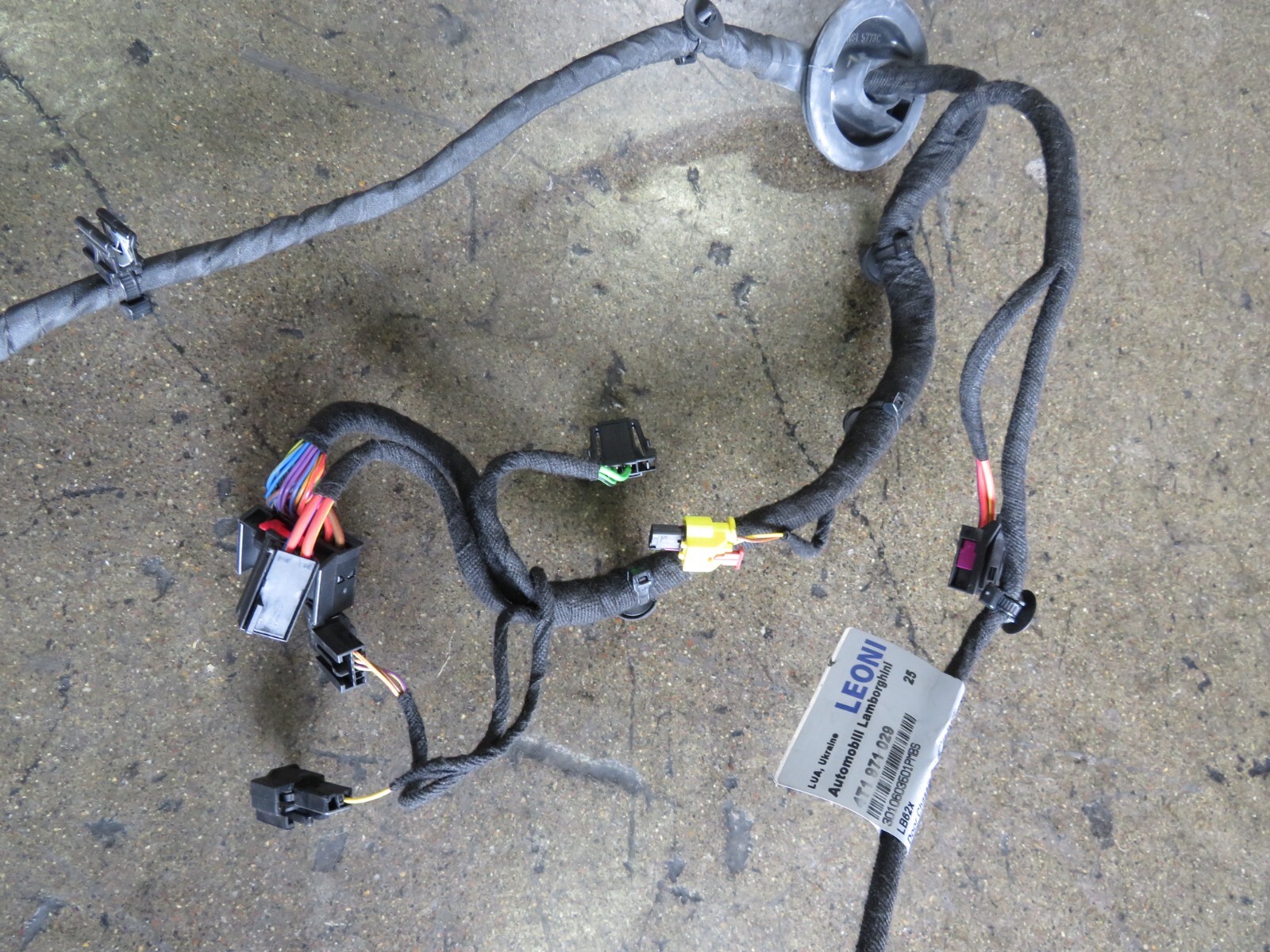 Lamborghini Huracan, LP580, LP610, RH, Door Wire Harness, Used, P/N 4T1971029