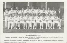 Hampshire Cricket Team 1980 Photograph - Postcard Sized 6" x 4"