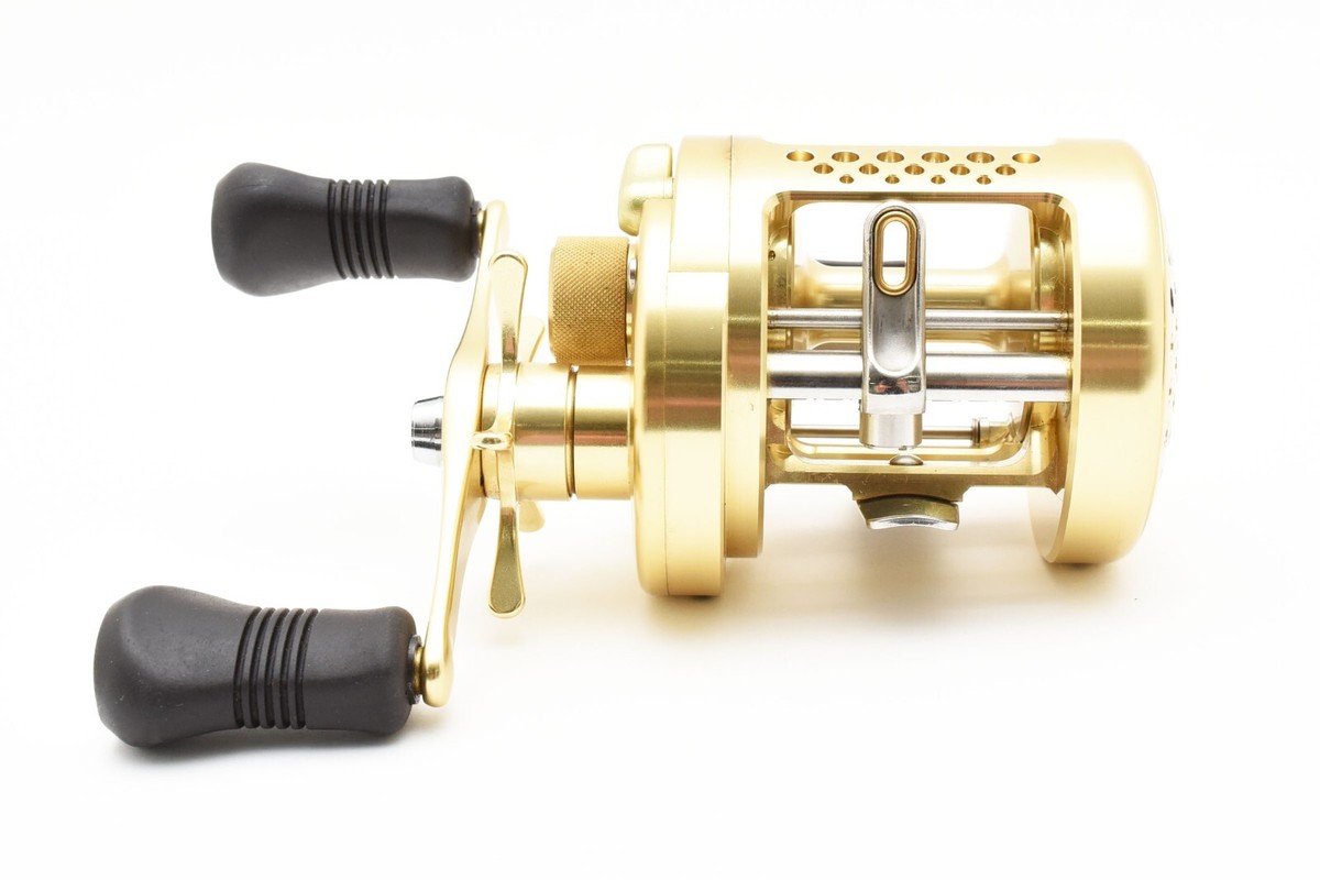 Shimano 01 Calcutta Conquest 400 RH Baitcasting Reel 2348482 Shimano 01 Calcutta Conquest 400 RH Baitcasting Reel 2348482