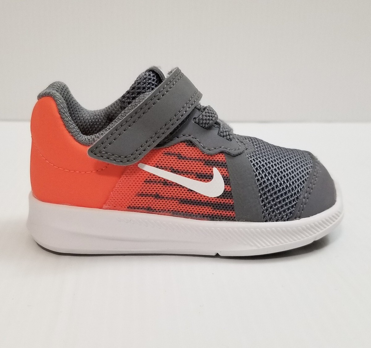 Nike Downshifter (TDV) Toddler 4C Shoes/Sneakers Cool Grey/Crimson  922856-003