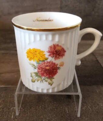 Vintage Original Bohemian Czech Republix Chrysanthemum Flower November 10oz mug