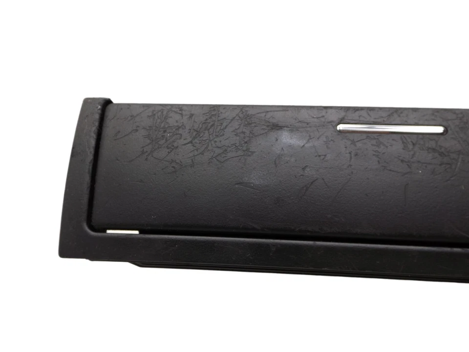 2002-2006 BMW 325xi Center Console Storage Assembly Used OEM 307180000 Foto 3 de 4