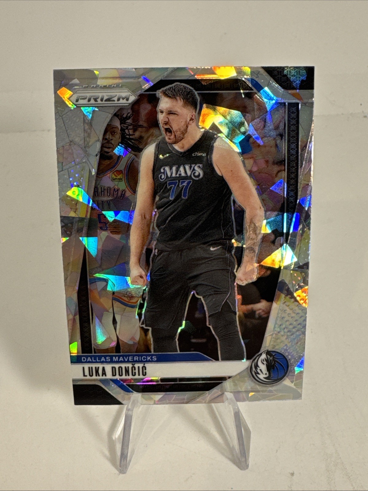 2024-25 Panini Prizm #89 Luka Doncic Prizms Ice Los Angeles Lakers