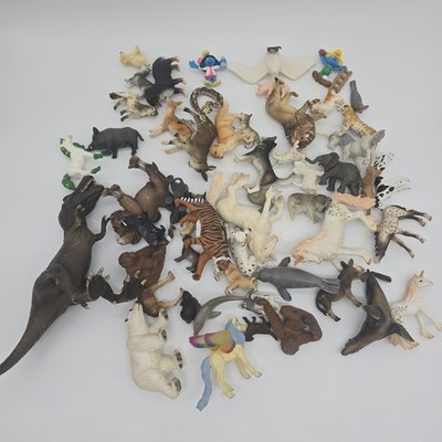 Tierfiguren / Spielfiguren Konvolut   Schleich & verschiedene Hersteller 53x