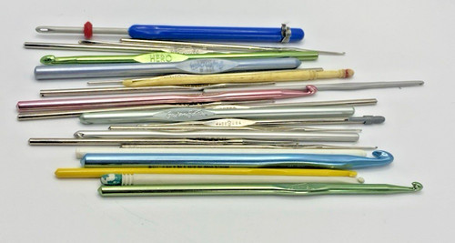 VINTAGE Large Crochet Hook Lot Aluminum Steel Mixed Sizes 21PCS
