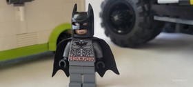 LEGO Batman: The Tumbler: Joker's Ice Cream Surprise (7888)+bat024 (read)