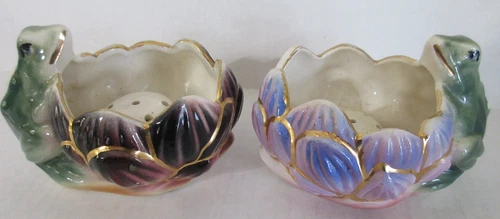 Lot of 2 Unmarked Vintage McCoy Frog & Lotus Leaves Ceramic Planters