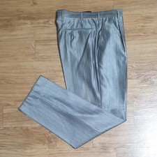 Grandee Men's Two-Button Suit Set, Silver/Gray Stripes, Size 31-32