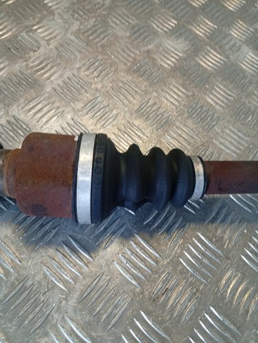 AANDRIJFAS RECHTS Peugeot 206 (2A/C/H/J/S) Hatchback 1.4 HDi (DV4TD(8HZ)) 3273CS - Afbeelding 4 van 6