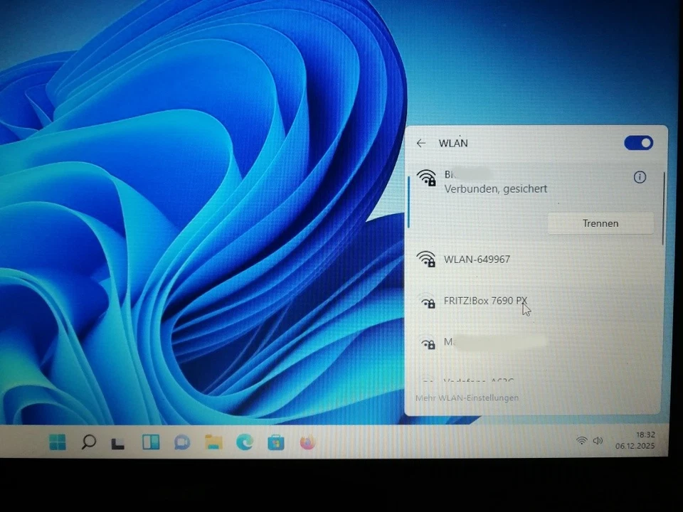 Laptop Acer Aspire V5-531, Komplett mit Netzteil - Bild 4 von 4