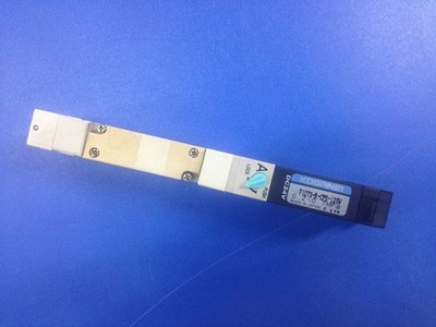 1PC   F10T2 DC24V #yi