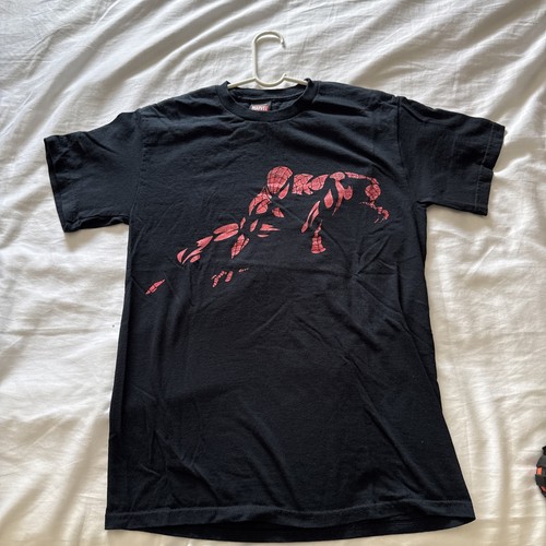 Vintage Small Marvel Mad Engine Spider-Man T Shirt Red Black Foil Zendaya Y2K