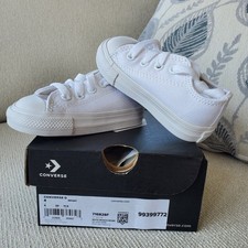 NIB Converse Chuck Taylor All Star Size 4 Infant Monochrome White Low Tops