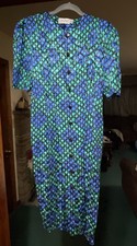Adrianna Papell 100% Silk Ladies Short Sleeve Long Dress Front Button Up Size 8