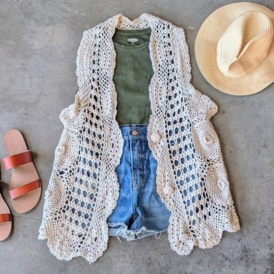 Vintage Style My Way Ivory Crochet Doily Sleeveless Vest medium