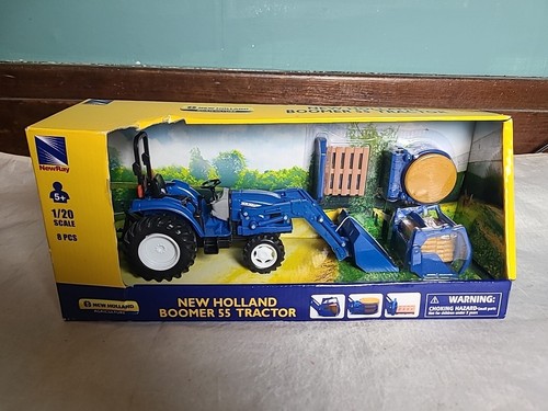 1/20 Scale New Holland Boomer 55 Tractor & Attachments (8pcs) New-Ray SS-05056