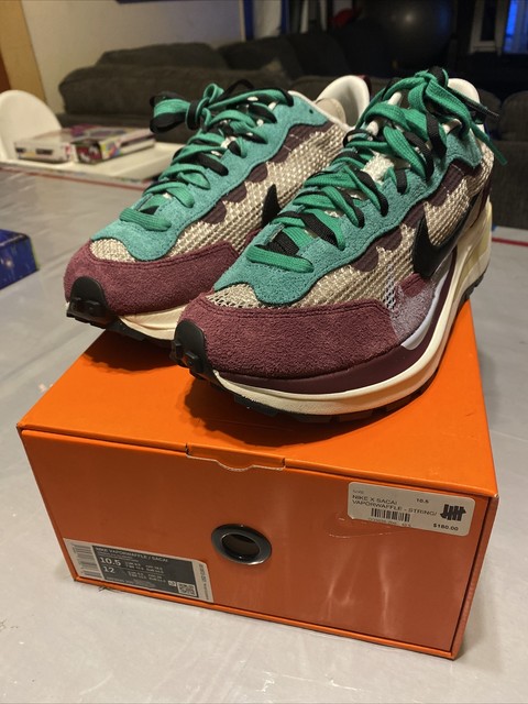 Nike x Sacai Vaporwaffle String Villain Red | Sneakaholic