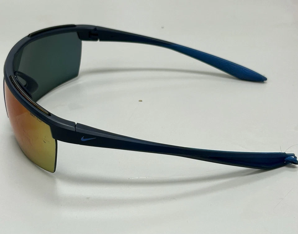 耐克挡风玻璃 Elite E 太阳镜男女通用 CW4660-451 — 第 4/4 张图片