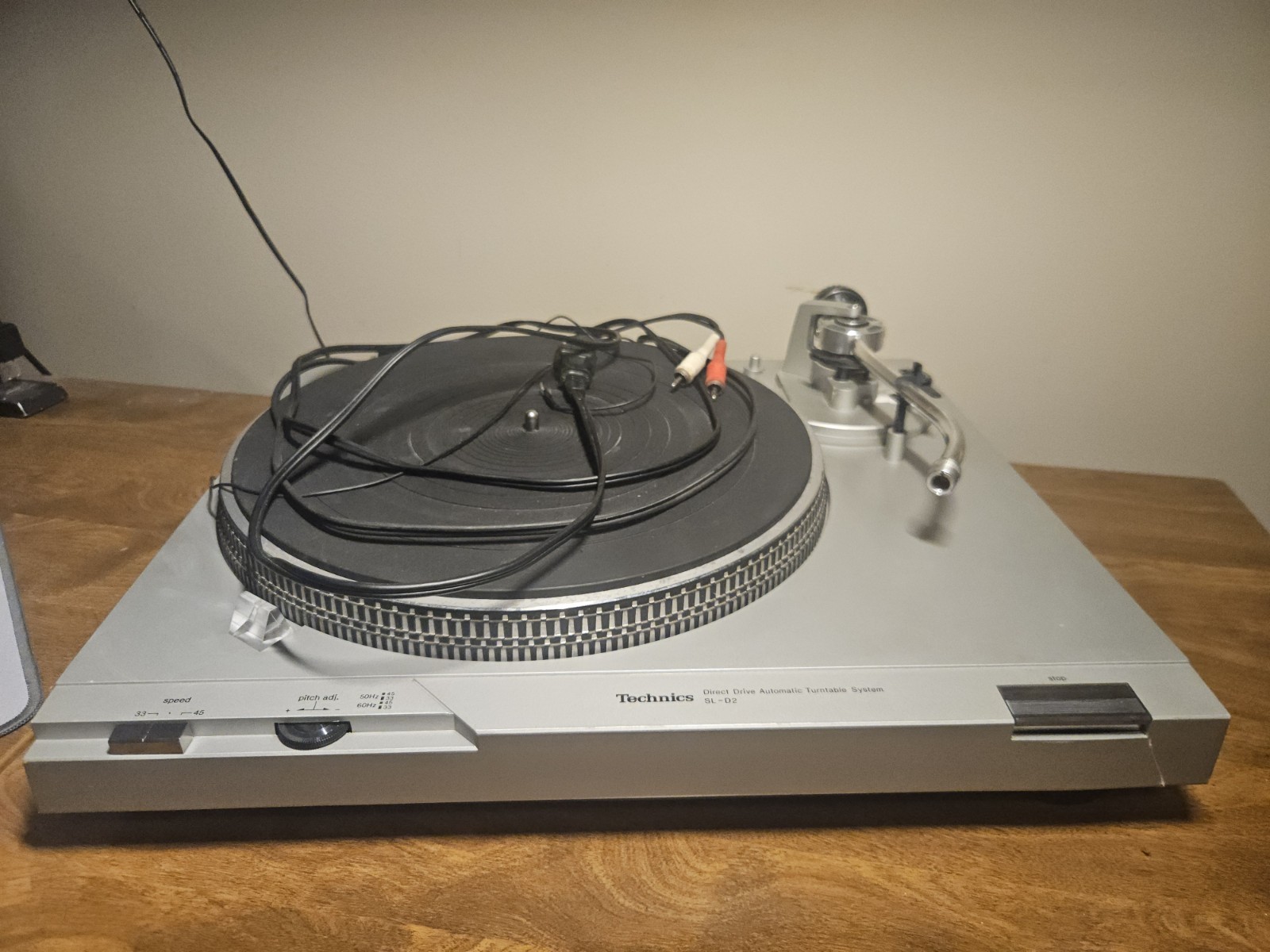 Vintage Technics SL-D2 Direct Drive Turntable Record Player Japan - TESTED READ