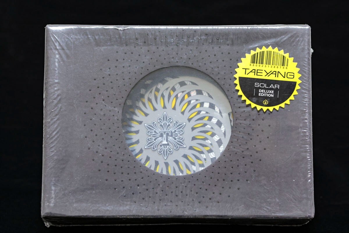 BIGBANG TAEYANG SOLAR DELUXE EDITION ヨンベ BIGBANG TAEYANG Solar Deluxe Edition Limited Album [Photo