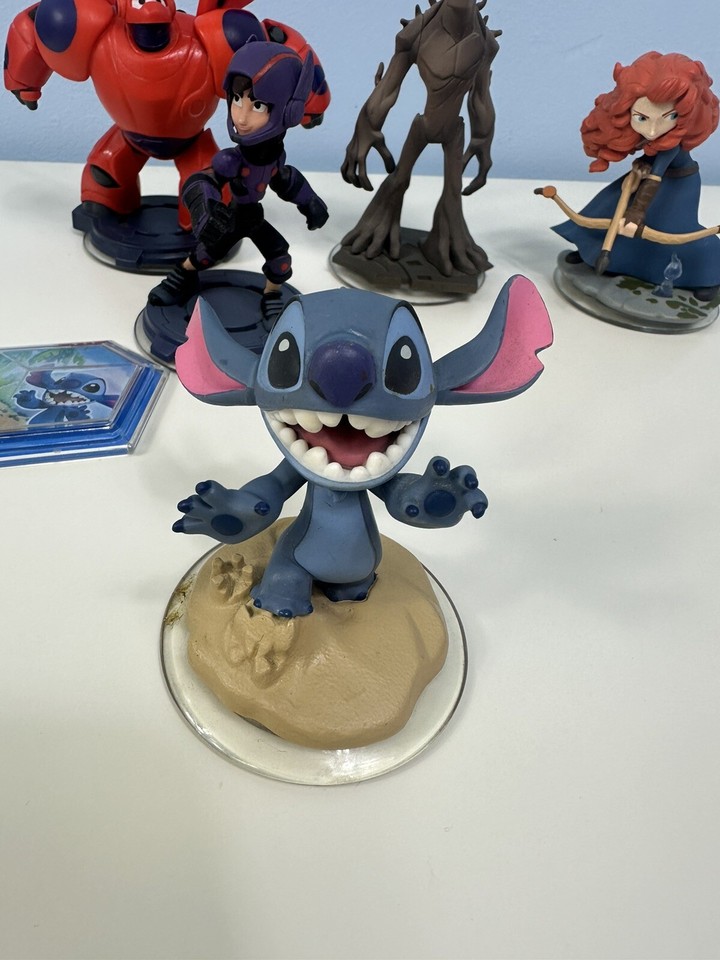 Disney Infinity 2.0 Figures Bundle Baymax, Stitch , Groot ,Hiro And