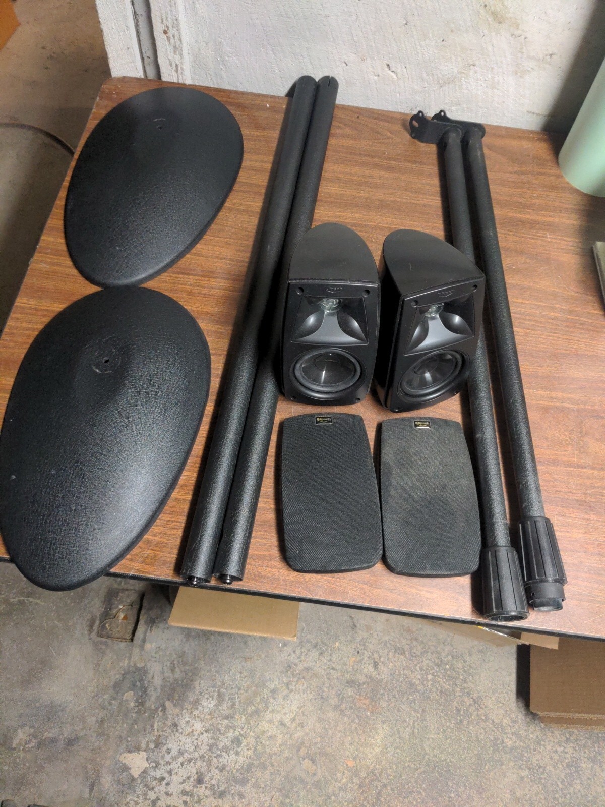 2 Klipsch 7" x 4" Quintet Stereo Surround Speakers w/ Stands 41"-66" High