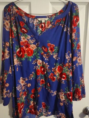 Pioneer Woman Pullover Tunic Top Blue Floral Roses