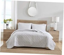 - Quilt Set, Reversible Cotton Bedding with Matching Shams, Full/Queen Grey