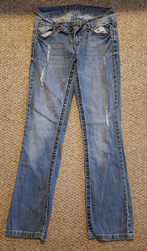 WallFlower Women's Blue Wash Denim Jeans Size 11 Bootcut Stretch