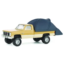 1986 GMC Sierra Lifted Desert Sand Greenlight 1:64 Die-cast Great Outdoors