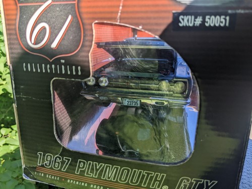 Coches diecast 1:18 Highway 61 1967 Plymoth GTX AZUL - Imagen 2 de 4