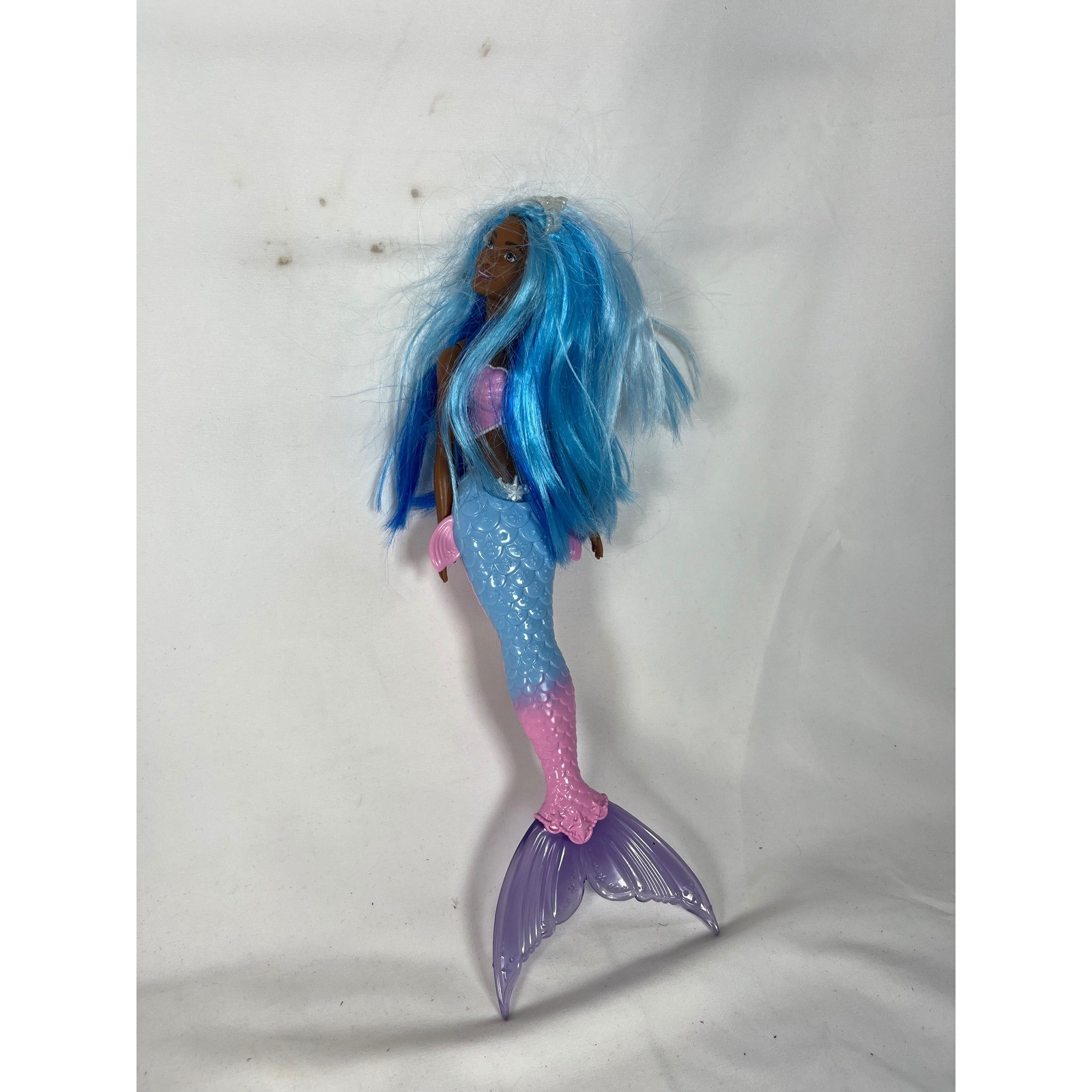 Barbie Dreamtopia Mermaid Doll Black Blue Hair Pink Ombre Tail GJK08