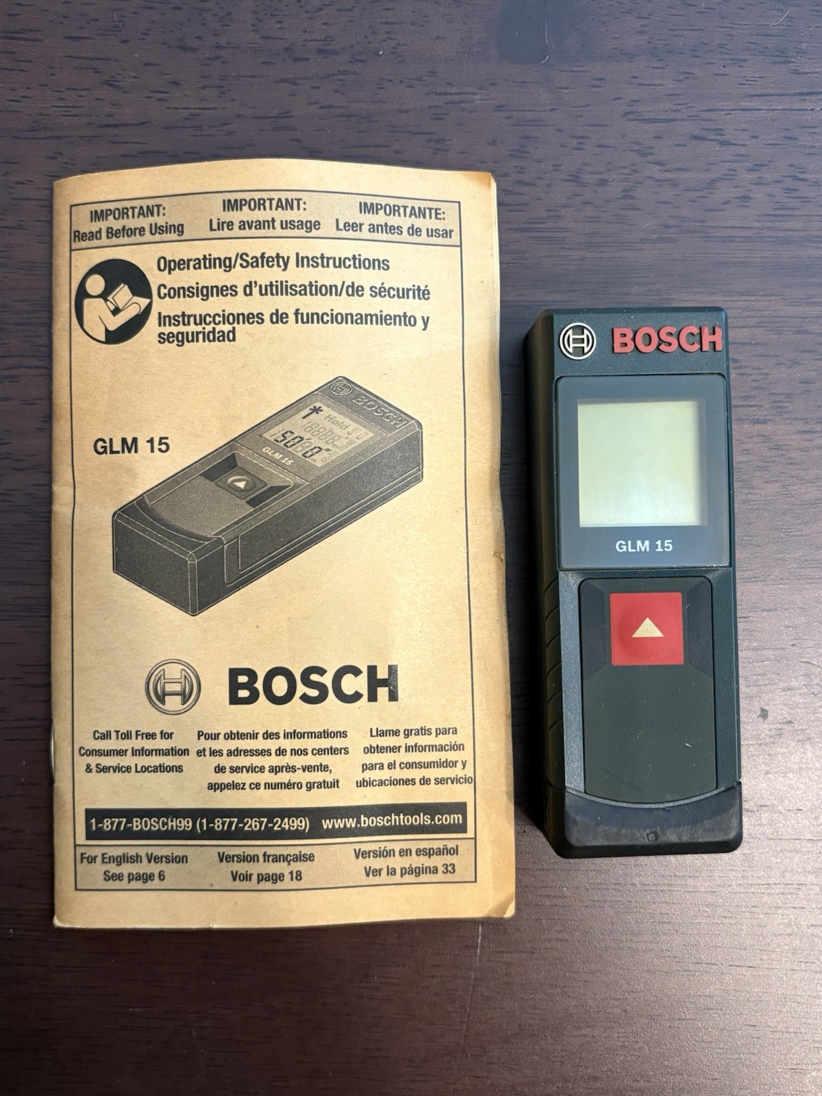 Bosch GLM 15 Compact Laser Measure 50-Feet \ 15M w/Batteries and Manual