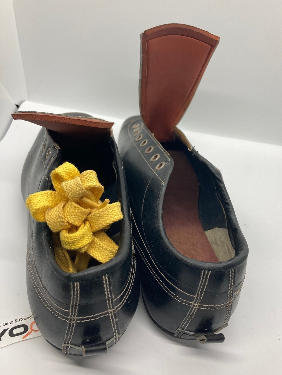 Anciennes Chaussures De Rugby Patrick - Vintage Françaises - Bon état