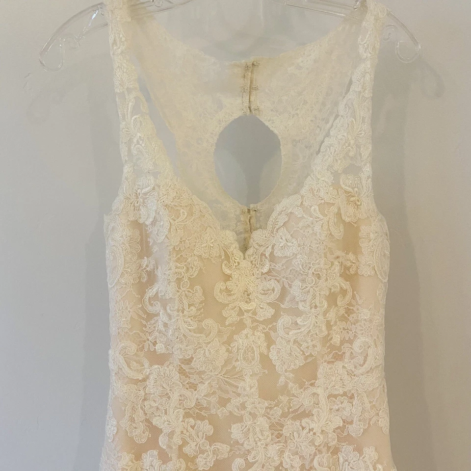 Vestido rosa marfim com trem jasmim tamanho 12 trompete renda buraco na fechadura traseiro - Imagem 3 de 4