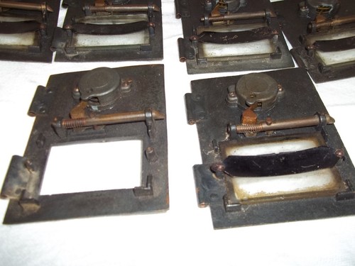 SR  Lot of 10 Brass US Post Office Mail Box Doors with Combination Lock Vintage - Picture 7 of 7