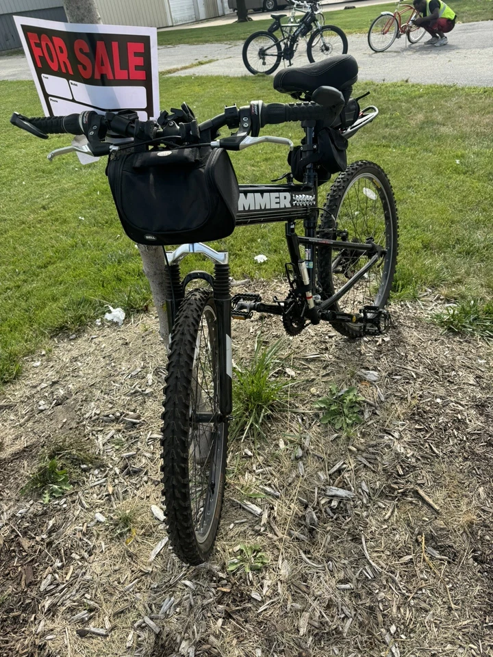 Bicicleta Plegable Militar HUMMER Montague Foto 3 de 4