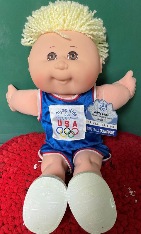 NWOB Cabbage Patch 1996 Olympikids 15" doll Jeffrey Crispin basketball August 15