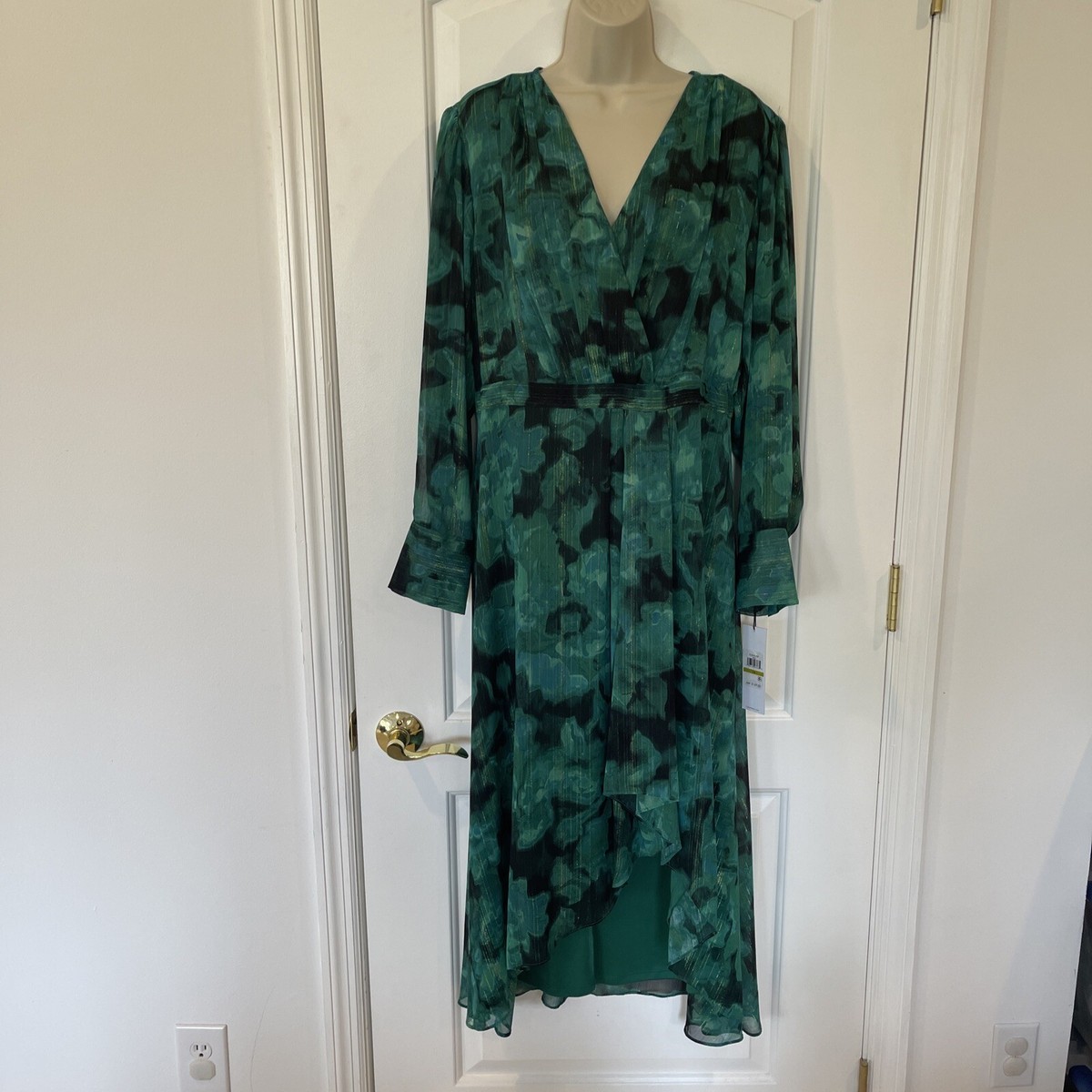 calvin klein green and gold dress Calvin Klein 14 Chiffon Green Floral Shiny Gold Metallic Party Dress Vneck  $169
