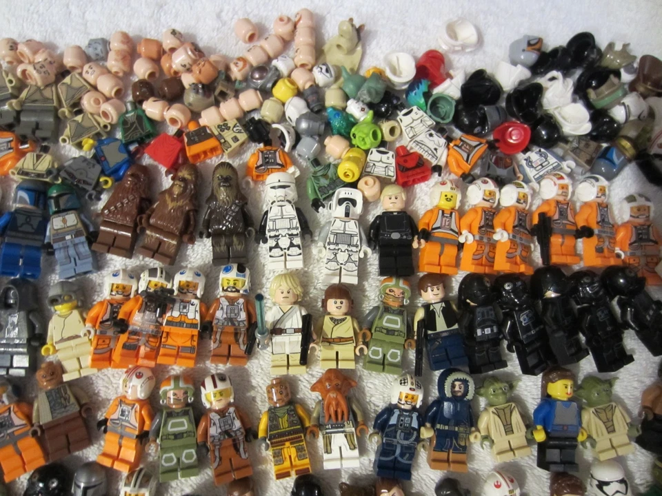 ENORME LOTE LEGO Star Wars con CIENTOS de Minifiguras + Accesorios Torso Piernas Foto 4 de 4